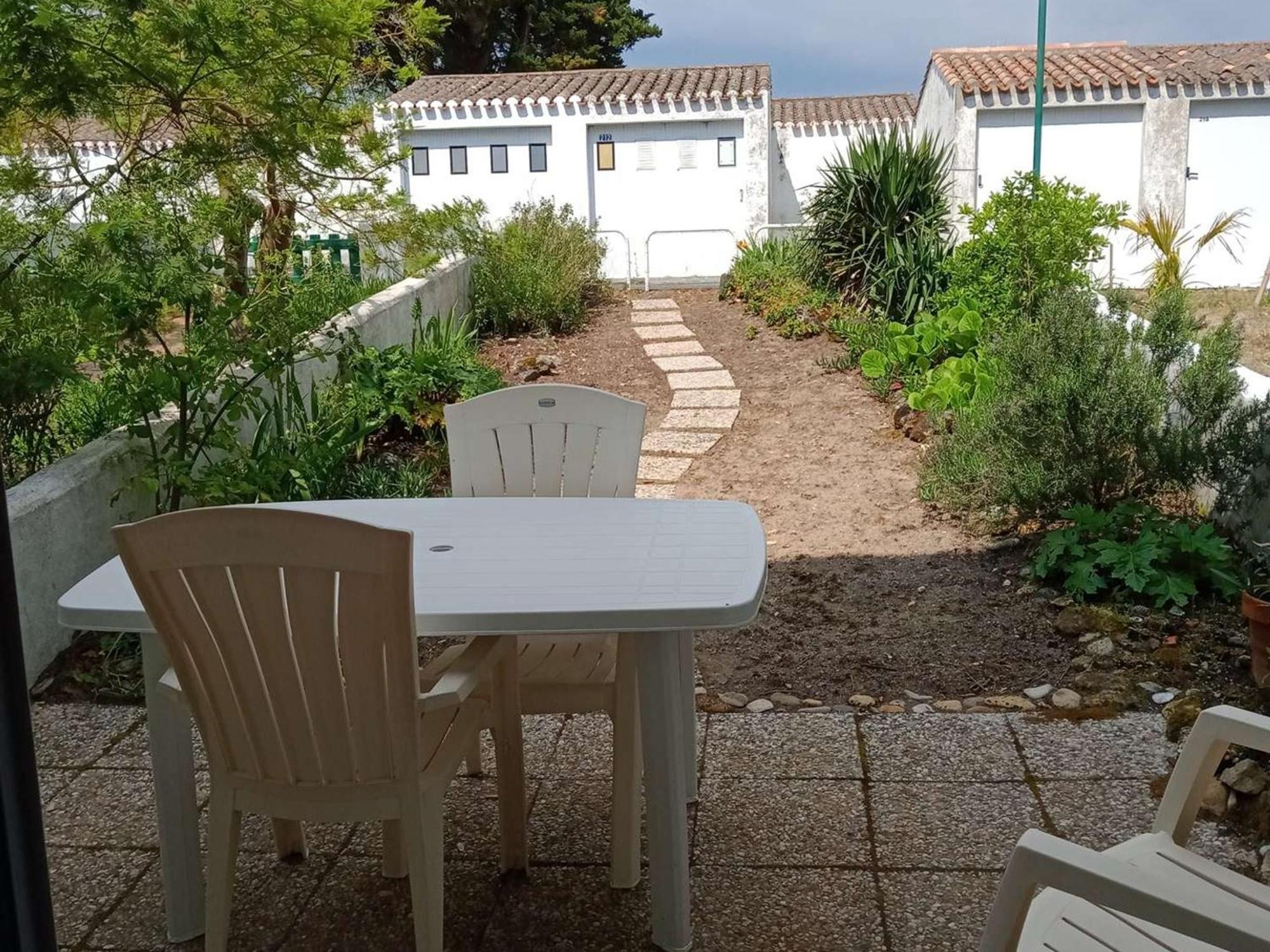 Studio Cosy Avec Jardinet A 300M De La Plage - 4 Couchages - Fr-1-224B-689 La Gueriniere Экстерьер фото